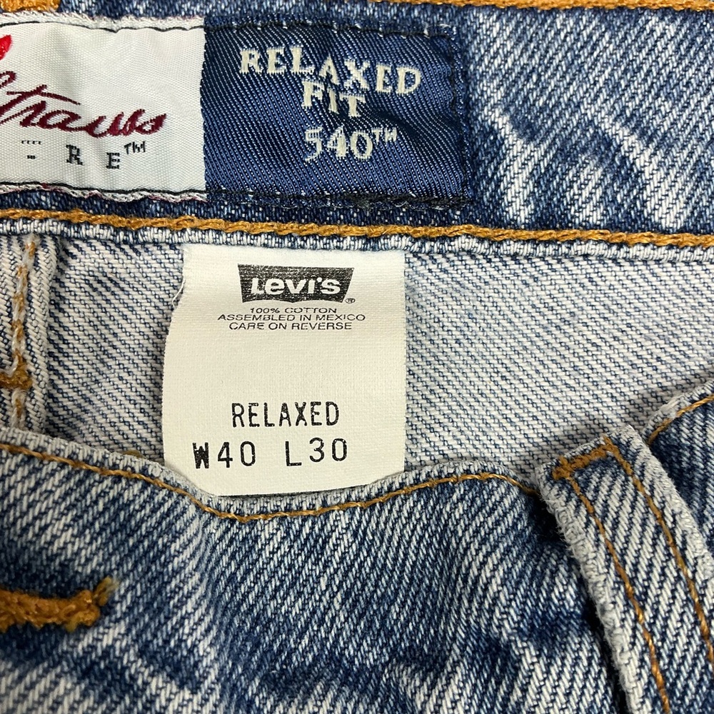Vintage Levi’s 540 relaxed straight leg jeans 38 x 29 - Picture 6 of 7